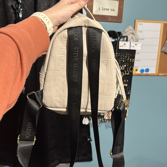 Backpack/ purse - Picture 3 of 6